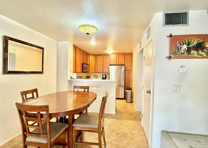 Holiday home Sabino Canyon With A Pool And